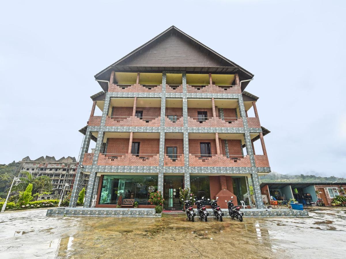 Oyo 90722 D'Puncak Hotel Cameron Highlands Dış mekan fotoğraf