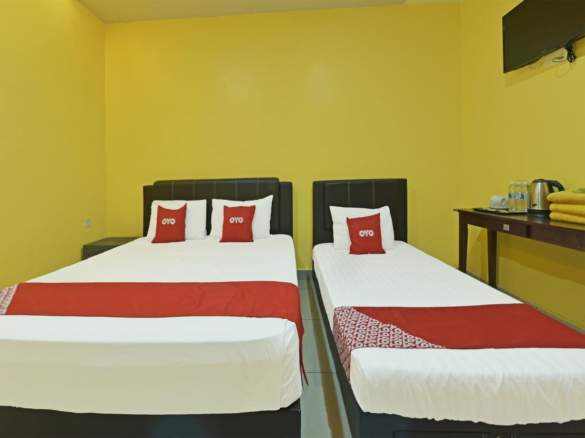 Oyo 90722 D'Puncak Hotel Cameron Highlands Dış mekan fotoğraf